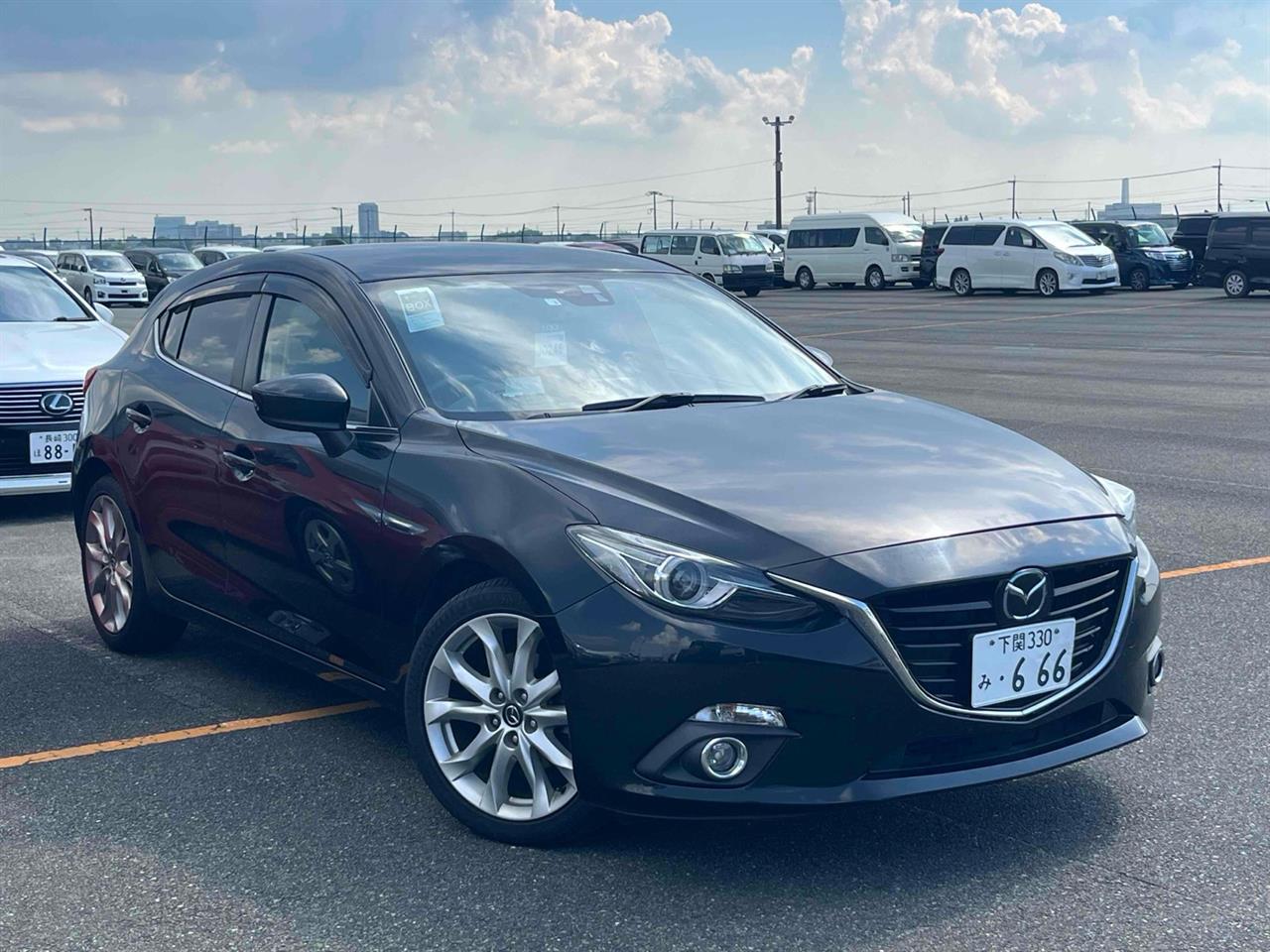 2014 Mazda AXELA