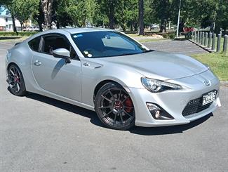 2013 Toyota 86 - Thumbnail