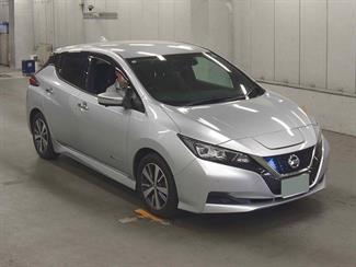 2020 Nissan LEAF - Thumbnail