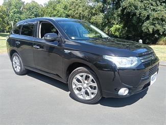 2013 Mitsubishi OUTLANDER - Thumbnail