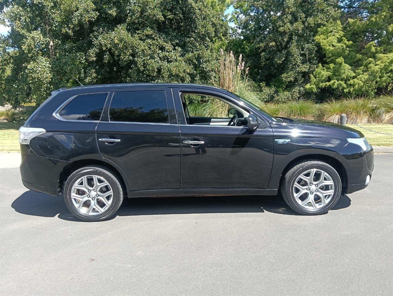 2013 Mitsubishi OUTLANDER