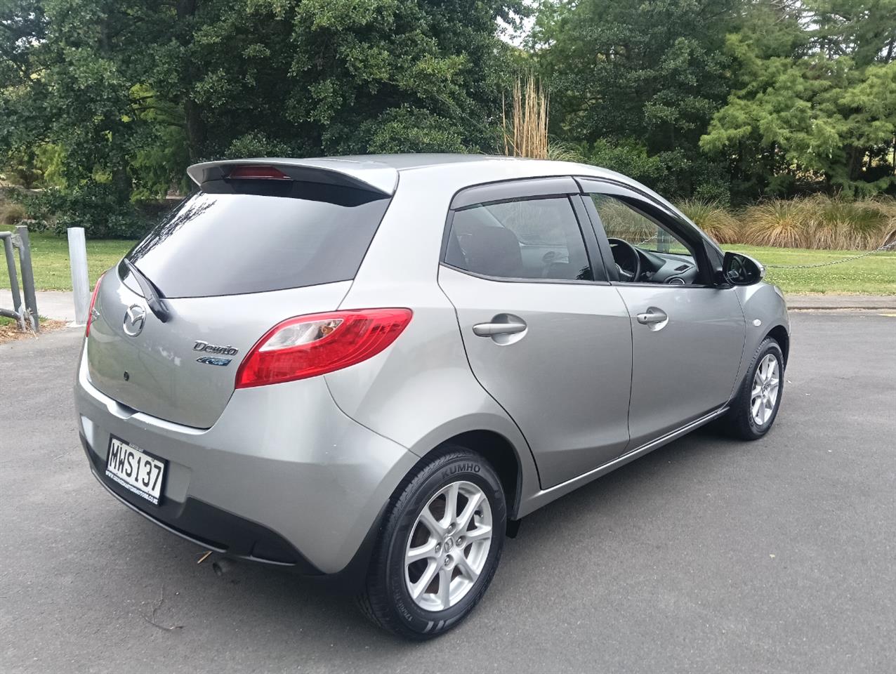 2011 Mazda DEMIO