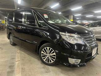 2015 Nissan SERENA - Thumbnail