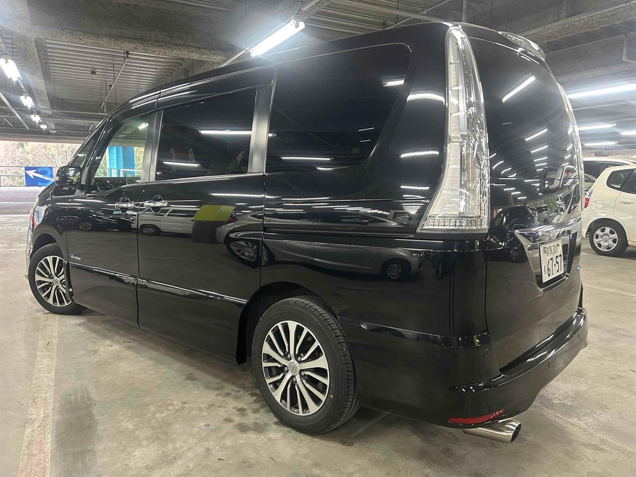 2015 Nissan SERENA