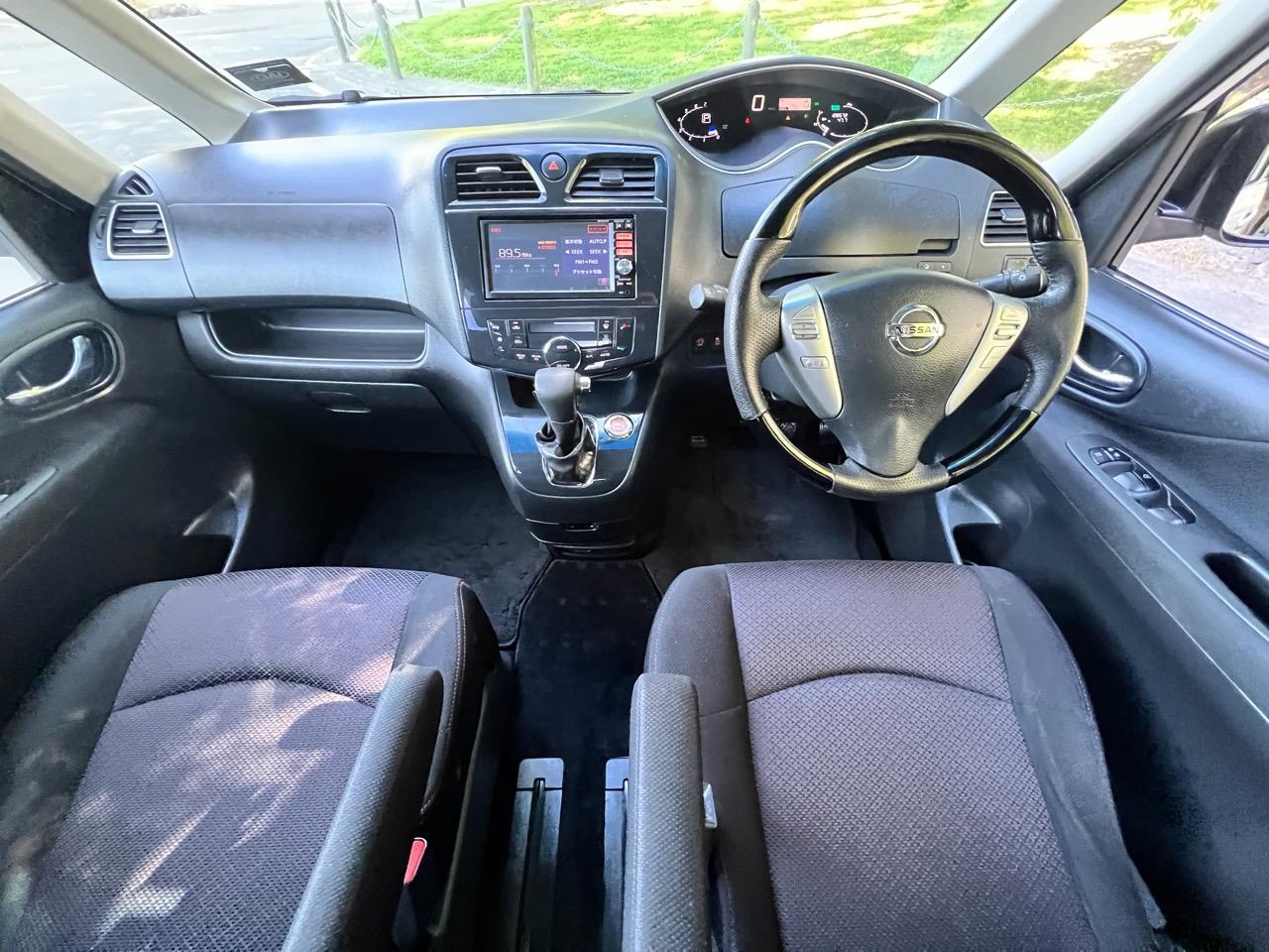 2013 Nissan SERENA