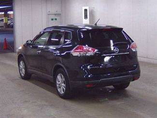 2014 Nissan X-TRAIL - Thumbnail