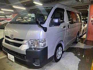 2021 Toyota Hiace - Thumbnail