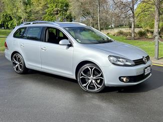 2012 Volkswagen Golf - Thumbnail