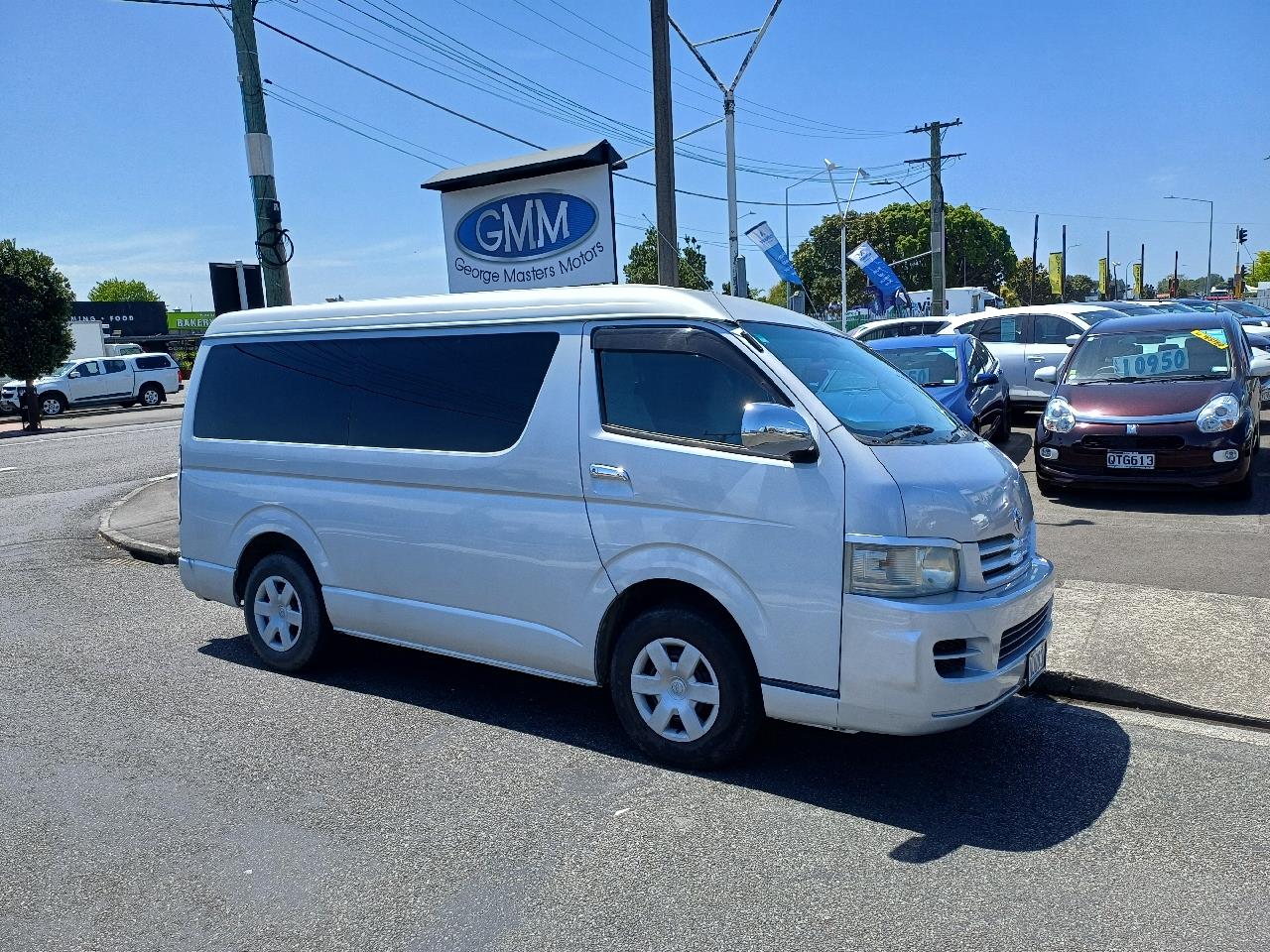 2006 Toyota Hiace