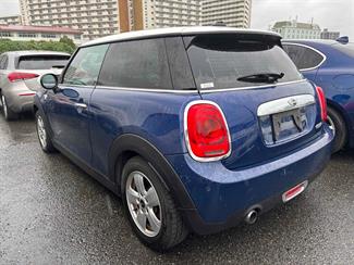 2015 Mini Cooper - Thumbnail