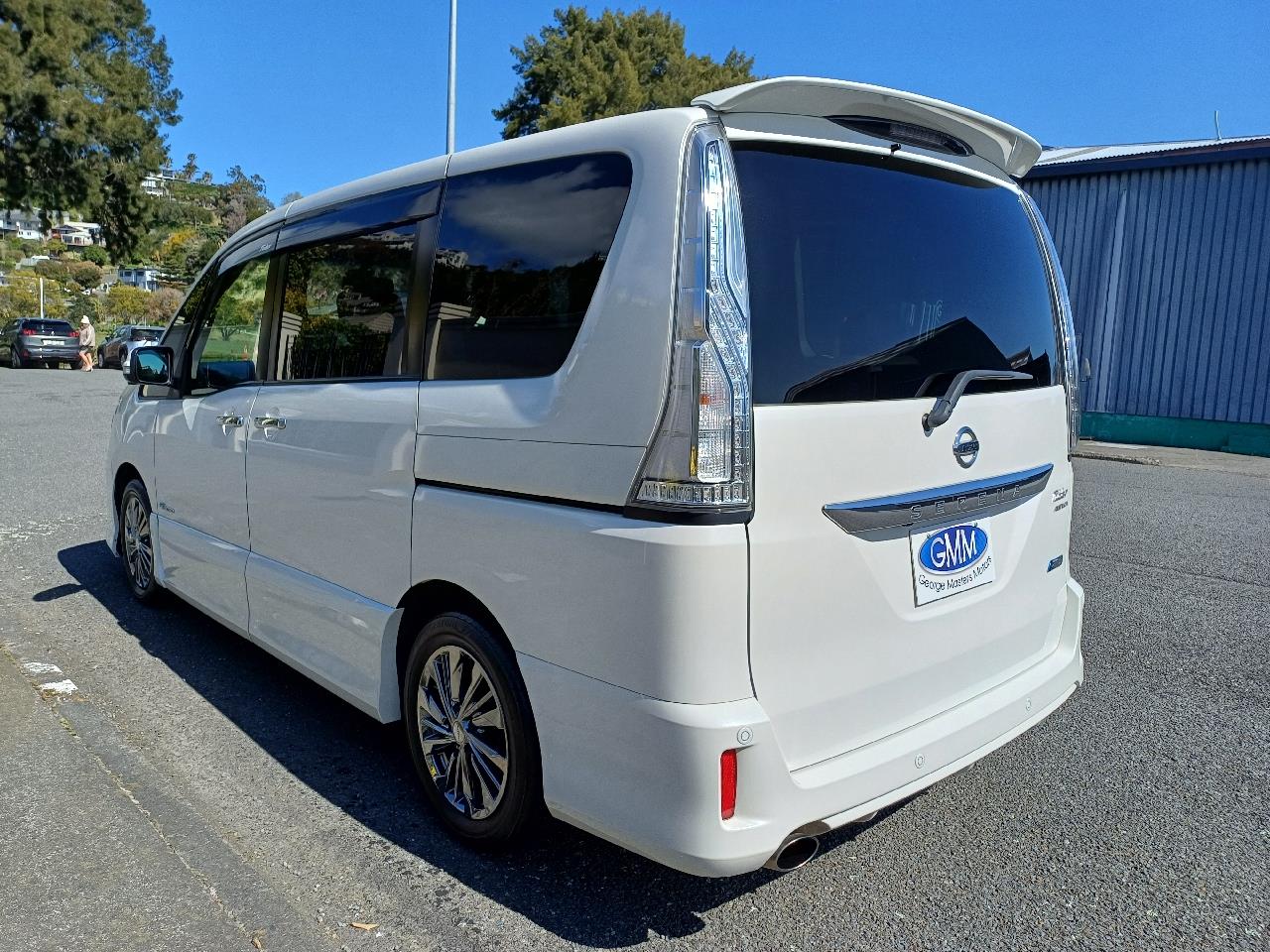 2014 Nissan SERENA