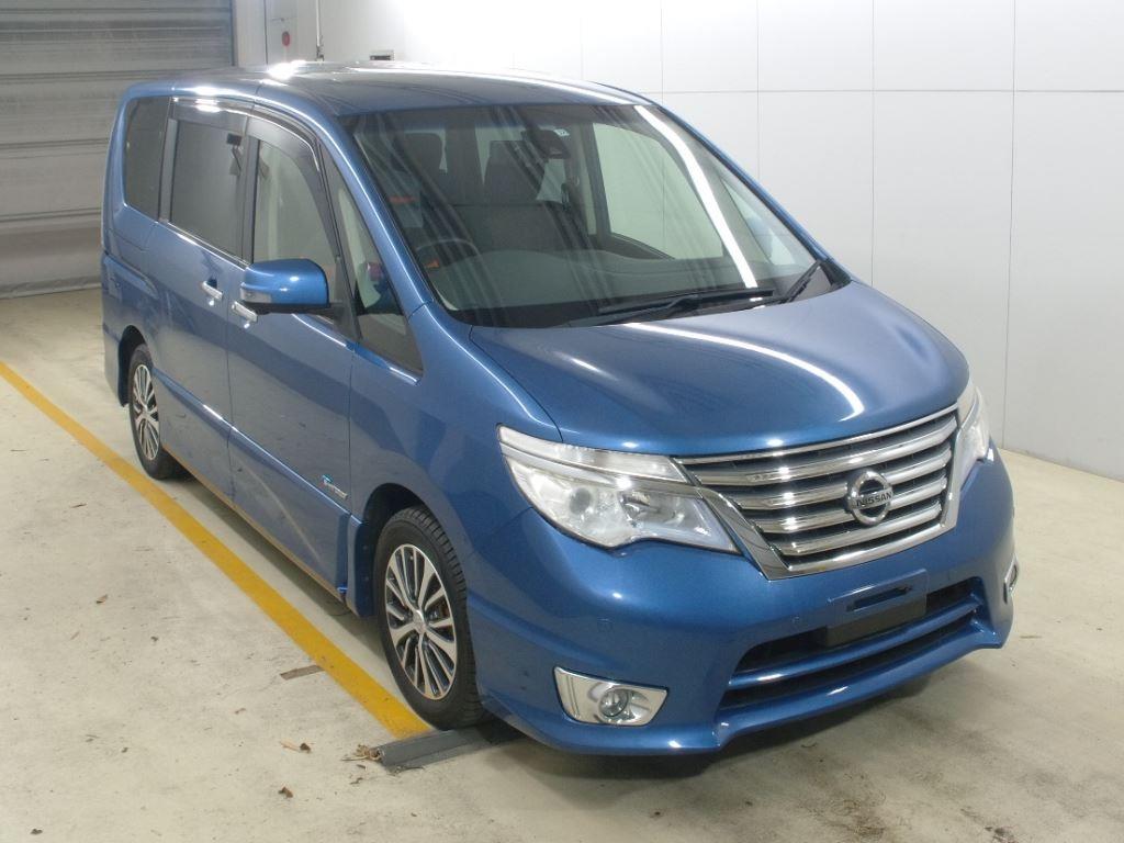 2015 Nissan SERENA