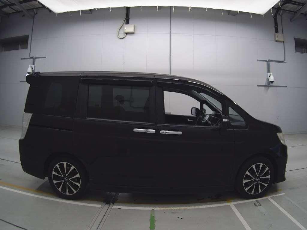 2013 Honda STEP WAGON