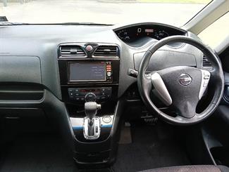 2014 Nissan SERENA - Thumbnail